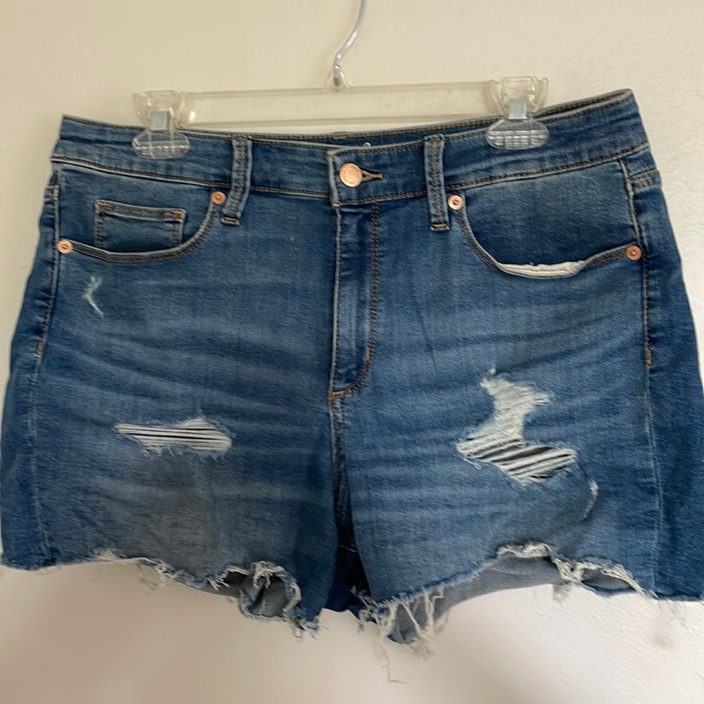 Universal threads high rise midi short! Universal threads
